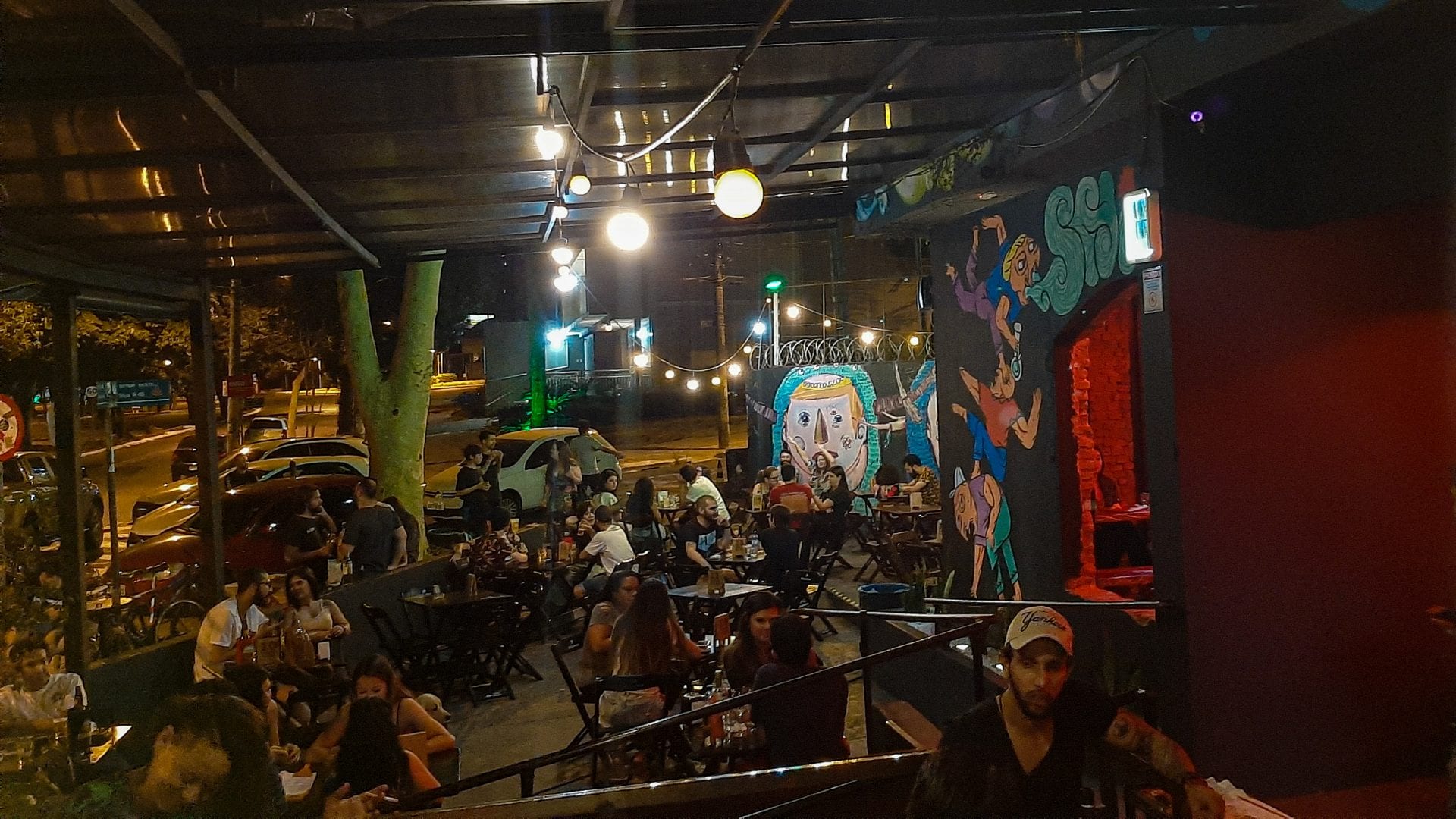 Shiva é um bar alternativo de Goiânia que possui happy hour