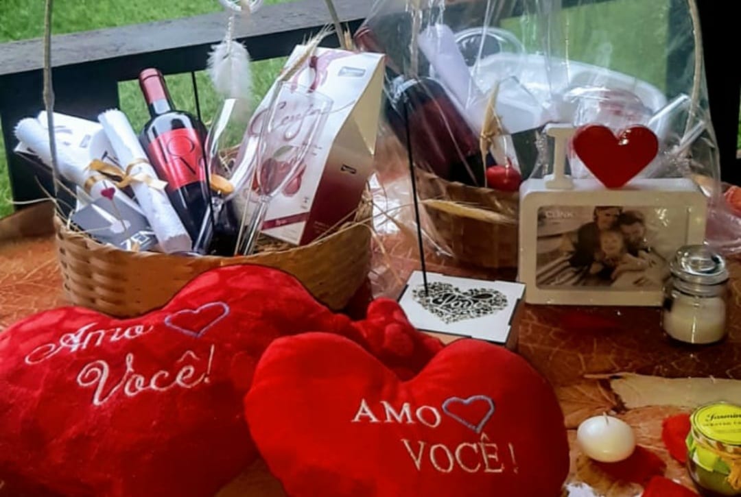 Algumas das cestas disponibilizadas pela Zen Adega