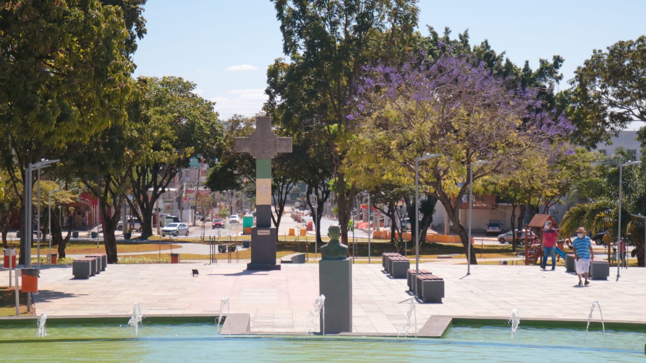 Praça do Cruzeiro é revitalizada, e Goiânia ganha mais um cartão-postal