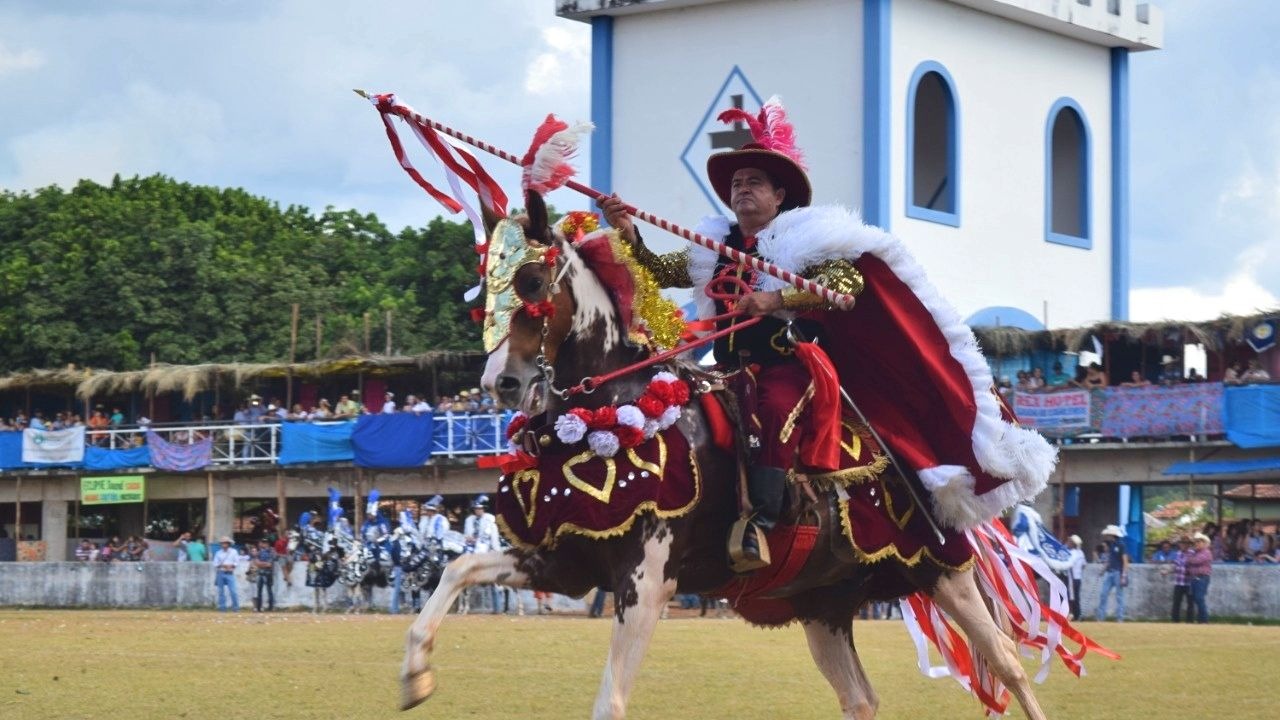 Secult se reúne virtualmente com participantes das Cavalhadas de Goiás