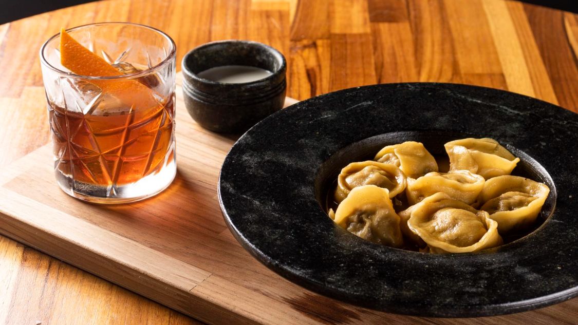 Goiânia passa a ter restaurante com culinária russa e cervejas artesanais, o Bräuhaus RestoBier