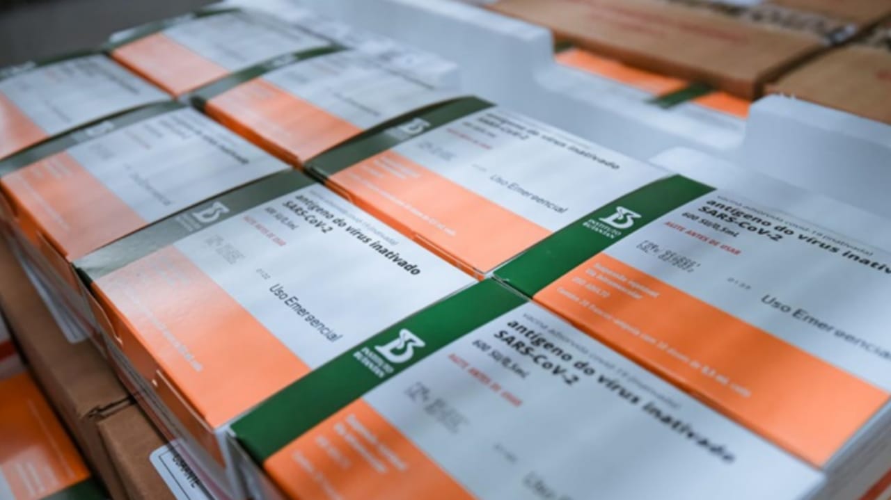 Goiás recebe mais 76 mil vacinas contra a Covid-19