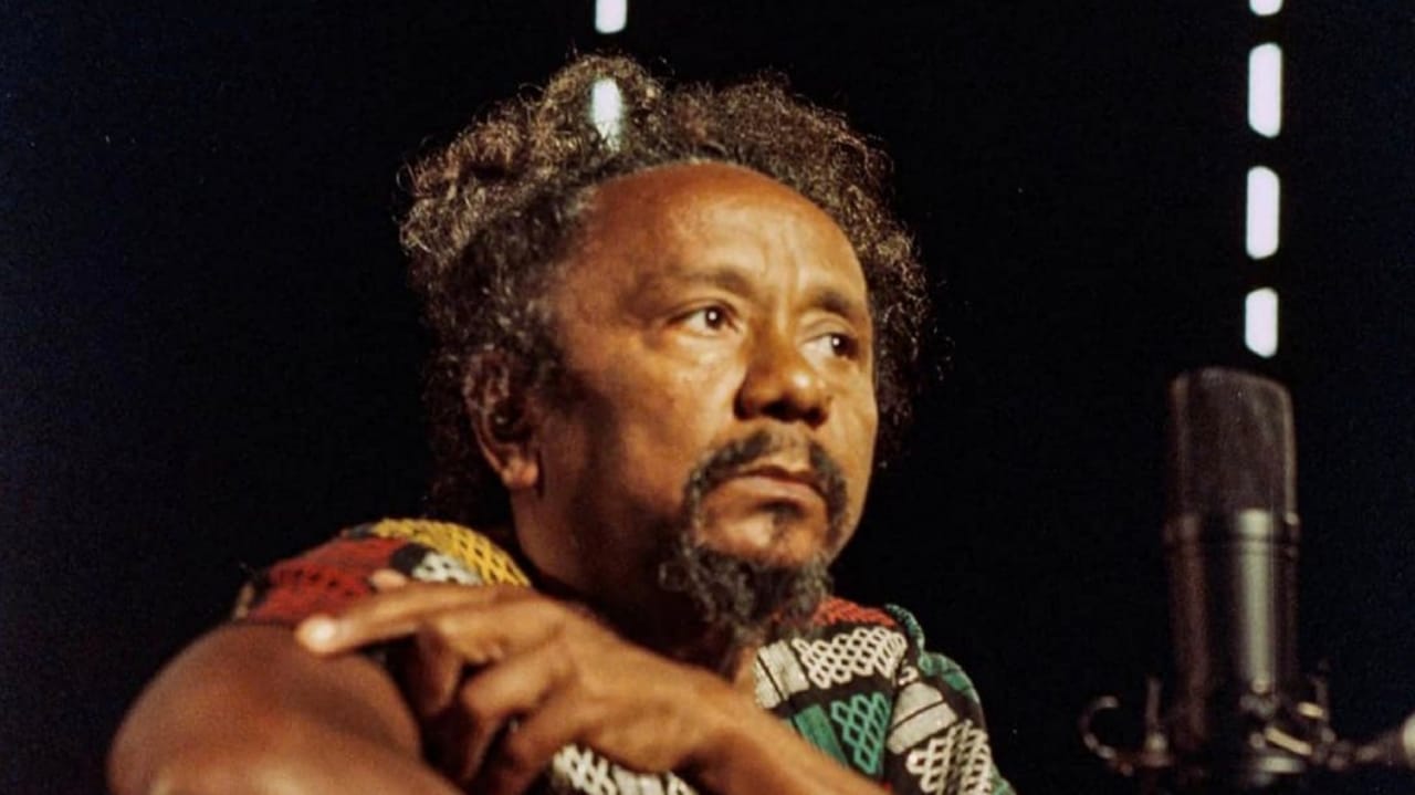 Música no Câmpus, da UFG, retorna com show on-line de Chico César