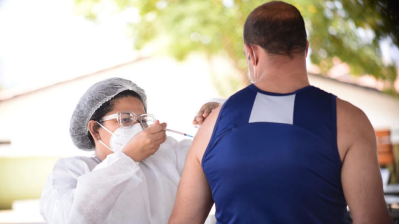 Goiânia antecipa vacinação da segunda dose contra a Covid-19