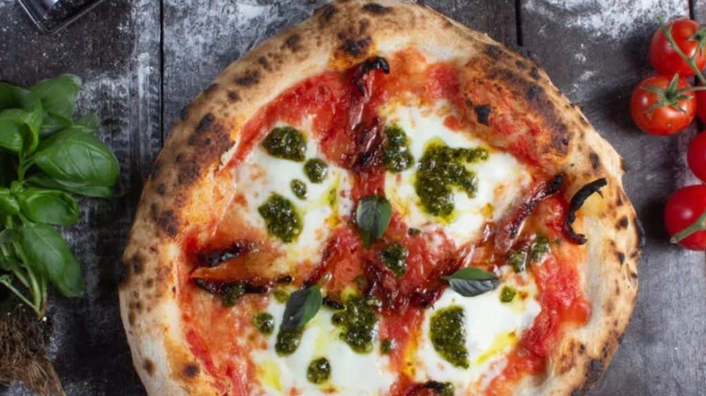pizza da La Tavola