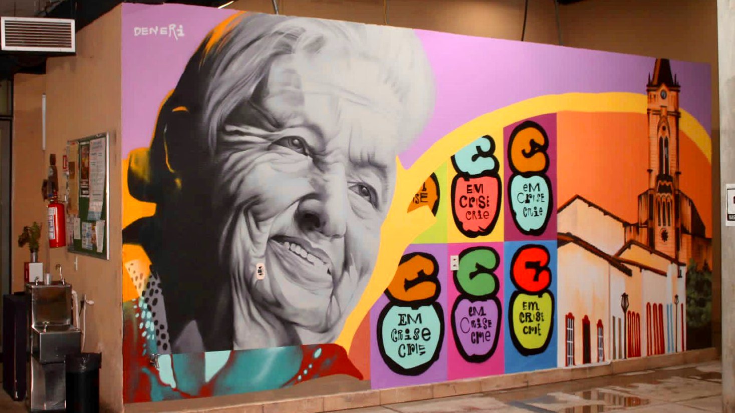 Vila Cultural Cora Coralina, no Centro, ganha murais de grafite