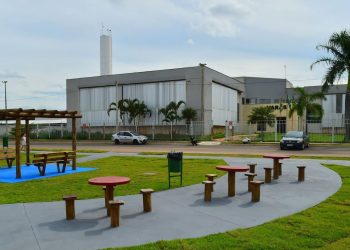 Praça Cora Coralina é inaugurada em Aparecida de Goiânia