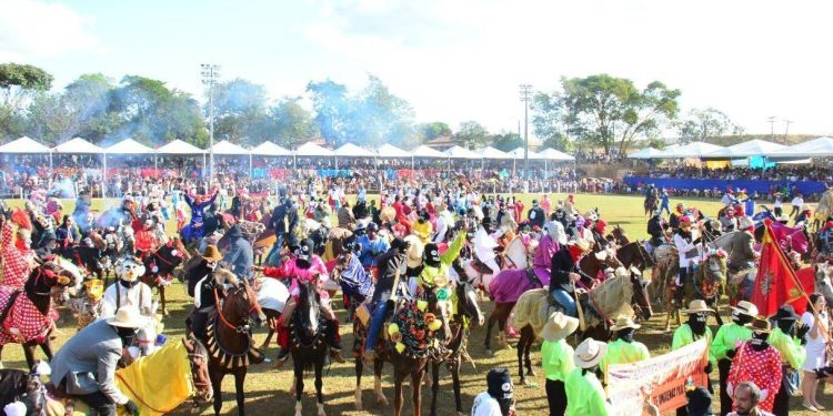 Cavalhadas de Pirenópolis serão realizadas no Módulo Esportivo, na GO-338