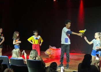 Cia de Teatro Carlos Moreira abre inscrições de curso para crianças a partir de 6 anos