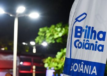 Iluminação pública na GO-020 passa por manutenção visando o MotoGP