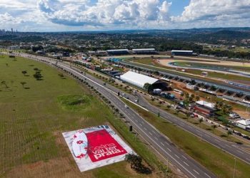 Goiânia: Instalação gigante indica local de complexo de surf na capital