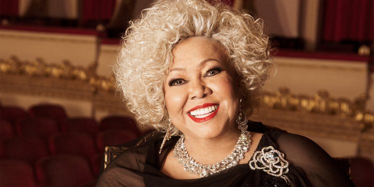Alcione faz show em Goiânia no mês de agosto
