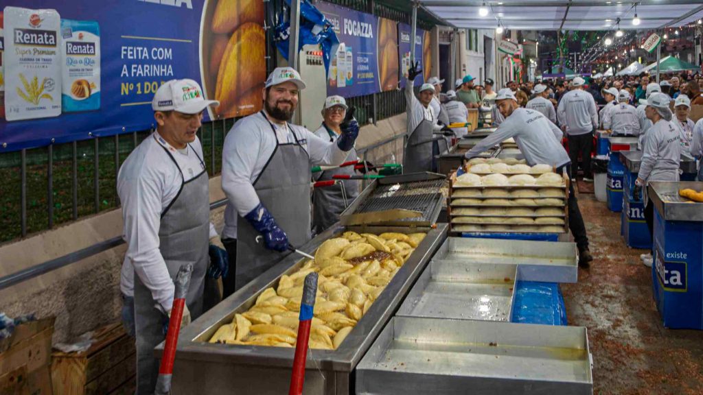Festa da Achiropita 2026: conheça o tradicional evento no Bixiga