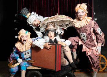 Cia de Teatro Sala 3 apresenta Ditirambo mágico no Teatro Zabriskie