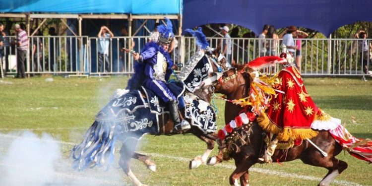 Cavalhadas de Corumbá de Goiás devem reunir mais de 15 mil pessoas