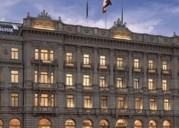 BNDES convida 8 bancos para intermediar venda de participação na Petrobras