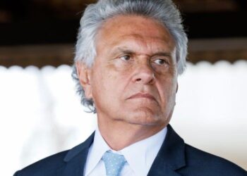 Caiado responde Marconi e diz que "dilapidação do patrimônio" foi marca de sua gestão