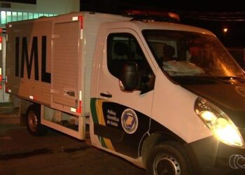 Corpo em decomposição é encontrado dentro de residência, em Rio Verde