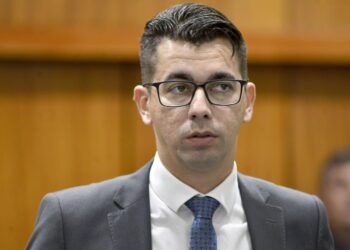 Deputado estadual Vinícius Cirqueira tem mandato cassado, informa TRE-GO