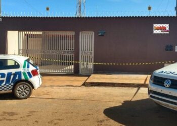 Homem é morto a tiros na garagem da casa de ex-mulher, em Formosa