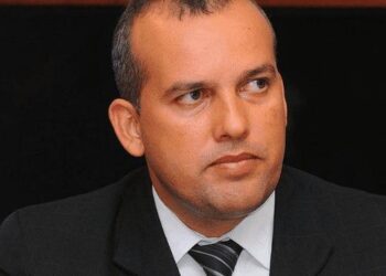 Presidente do Pros é acusado de agredir a filha com tapas e pontapés, em Planaltina