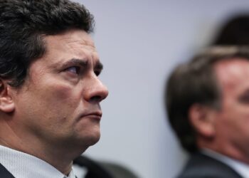 A mando de Moro, PF investiga Lula por declarações sobre Bolsonaro e milícia