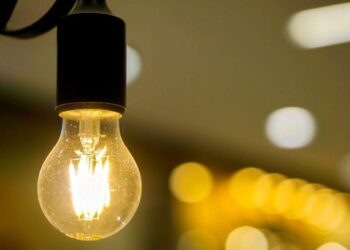 Aneel: contas de luz terão bandeira verde em março, sem taxa extra