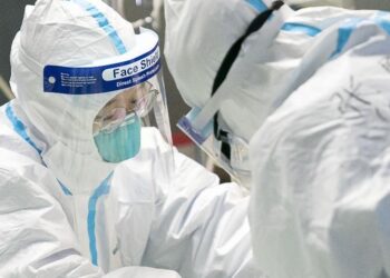Fora da China, são 1.152 casos de coronavírus em 26 países, com 8 mortes, diz OMS