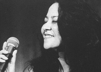 Morre cantora Claudia Telles, conhecida por fim de Tarde, aos 62 anos