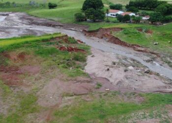 Barragem em Água Limpa que se rompeu estava irregular