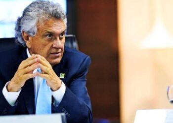 Caiado discute acordo de cooperação com a China contra coronavírus