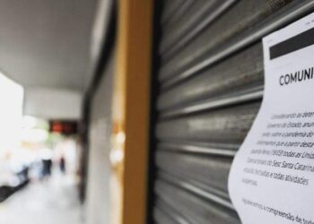 Governo de goiás divulga cartilha do que "abre e fecha" no período de quarentena