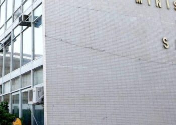 Ministério da Saúde segue divulgando dados defasados do coronavírus em Goiás