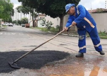 Operações da Seinfra já taparam mais de 64 mil buracos este ano