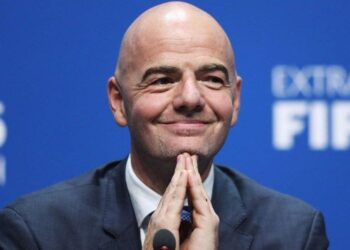 Para presidente da Fifa, coronavírus pode provocar uma reforma no futebol mundial