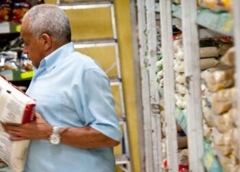 Preço da cesta básica sobe em Goiânia e mais 9 das capitais, aponta Dieese