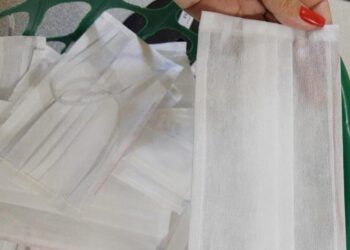 Presos de Goiás fabricam máscaras para combater coronavírus