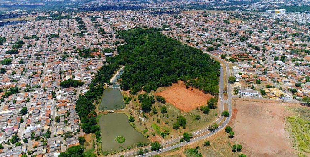 Goiânia tem 256 casos de covid-19; 185 são pessoas entre 20 e 59 anos