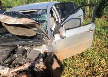 Suspeitos de roubos de cargas morrem durante fuga na BR-153