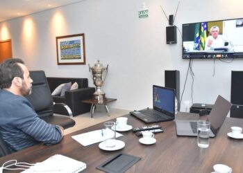 Veter Martins participa de videoconferência com Caiado e 100 prefeitos goianos