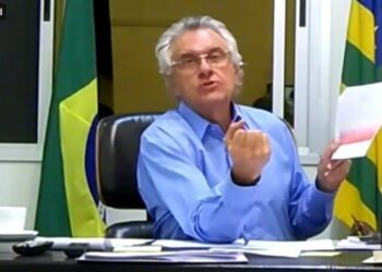 Caiado e prefeitos decidem