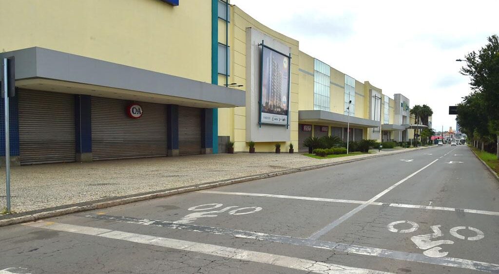 Aparecida mantém regras atuais, mas não descarta fechamento de 14 dias