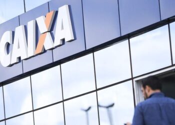 Beneficiários do Bolsa Família começam a receber 3ª parcela de auxílio