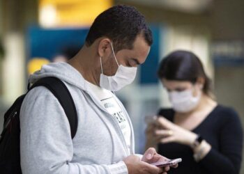 Câmara aprova uso obrigatório de máscara em todo País e texto segue à sanção