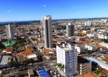 Passa a valer multa de R$ 180 para quem sair sem máscara em Rio Verde 