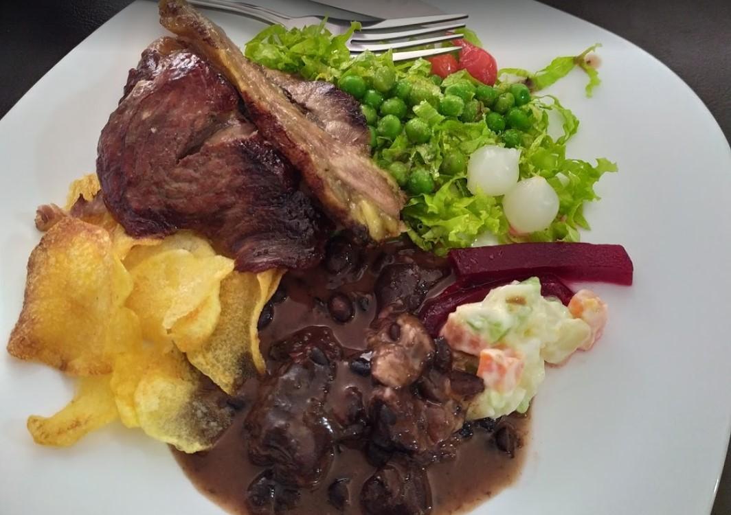 pedir comida Inhumas