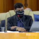 Vereadores de Goiânia se ajoelham em apoio ao movimento 'Black lives matter'