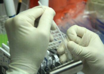 Em Goiânia, valores cobrados por testes para coronavírus variam até 137%
