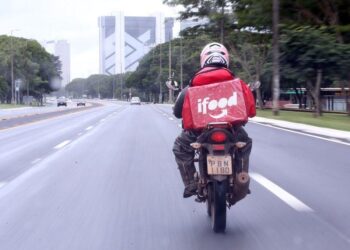 Entregadores de apps fazem greve nacional nesta quarta-feira (1º)