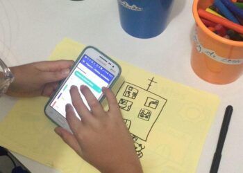 Famílias têm papel fundamental na relação da criança com mundo digital